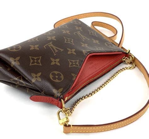 lv clutch price.